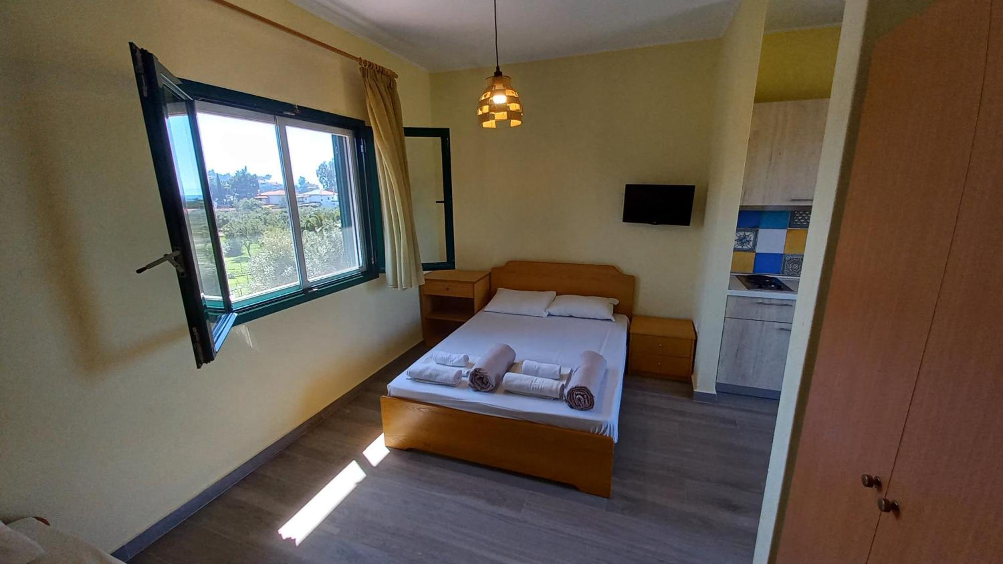 Sapfo Beach Studios Nikiti  Exterior foto